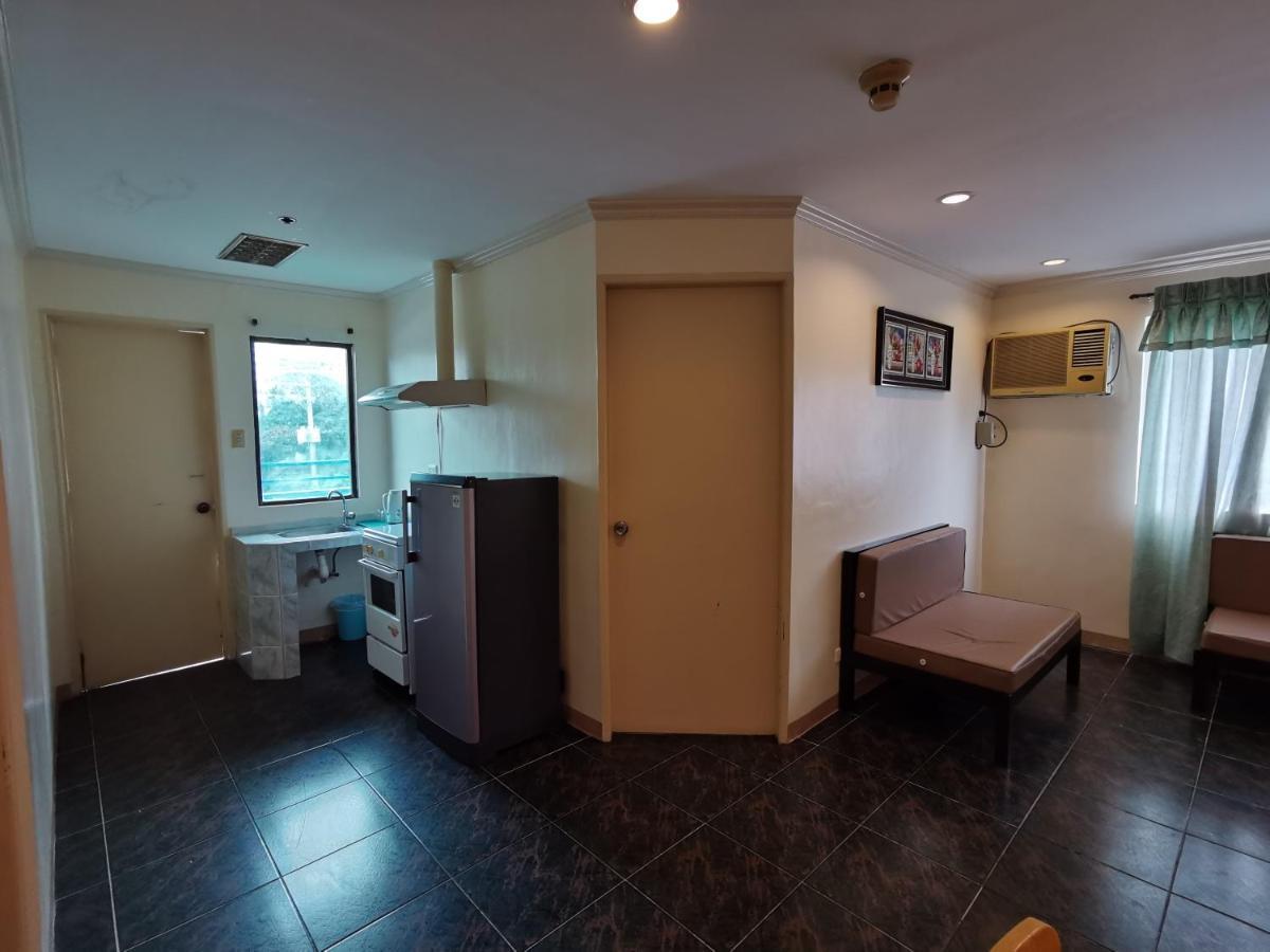 Metro Park Hotel - Cebu City Εξωτερικό φωτογραφία