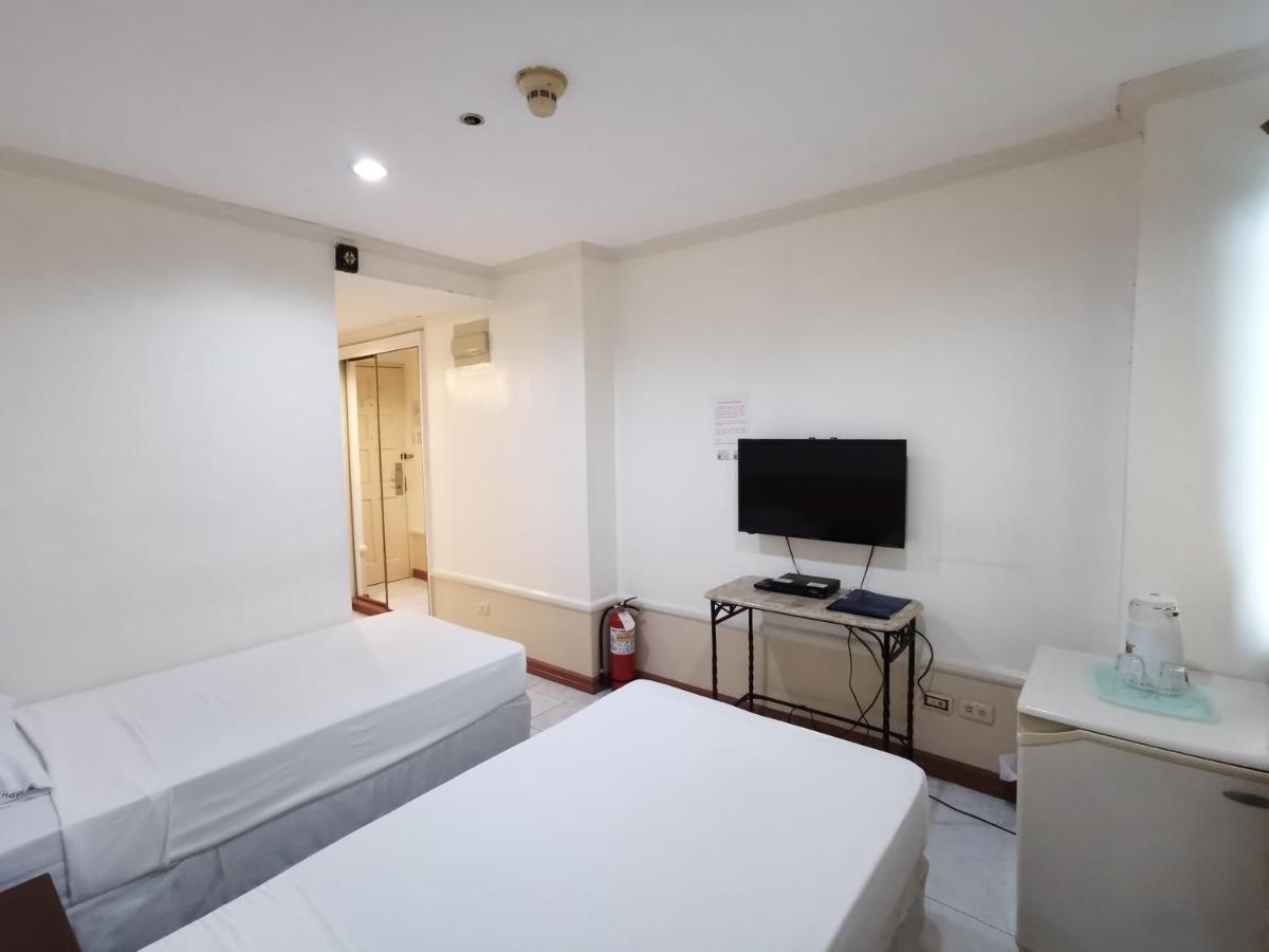 Metro Park Hotel - Cebu City Εξωτερικό φωτογραφία